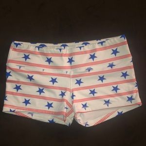 Fleo Shorts